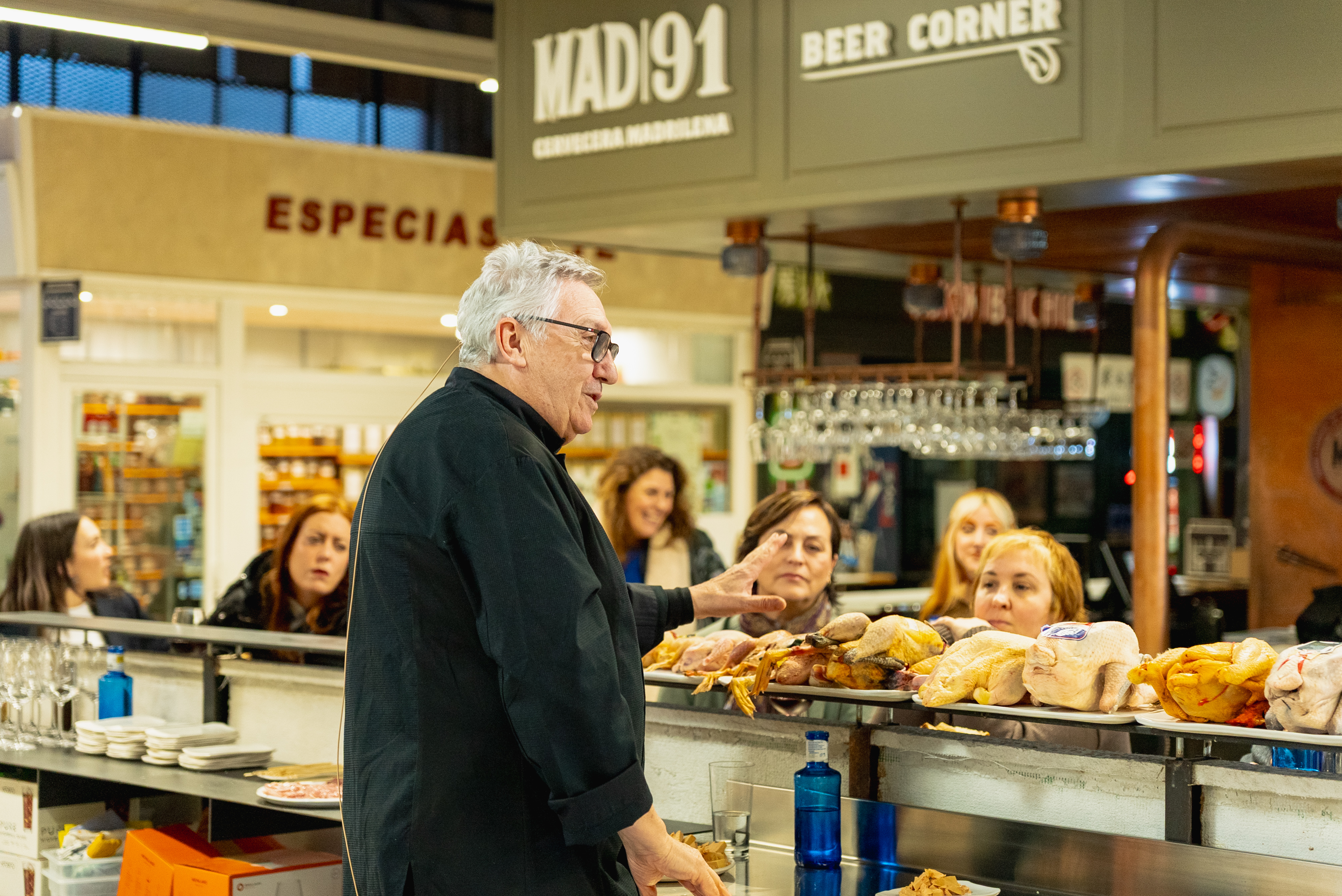 Higinio en el Mercado de Vallehermoso: lo que no sabes de las aves